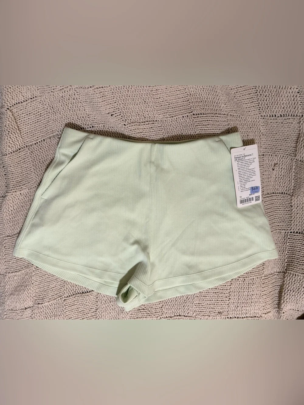 Lululemon Ribbed Softstreme HR SHORT - Picture 1 of 6